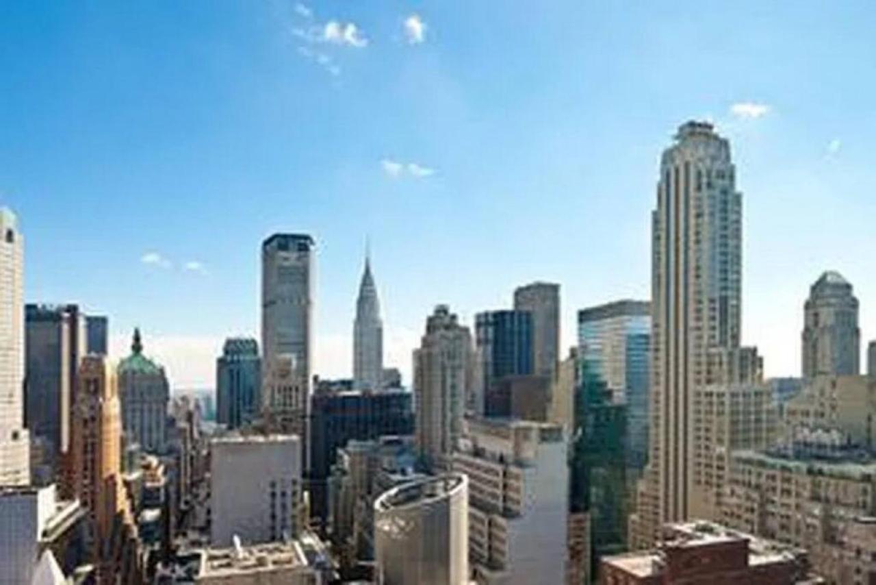 Luxurious 1bd Steps From Times Square