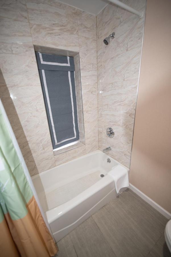 Flushing Garden 2* New York