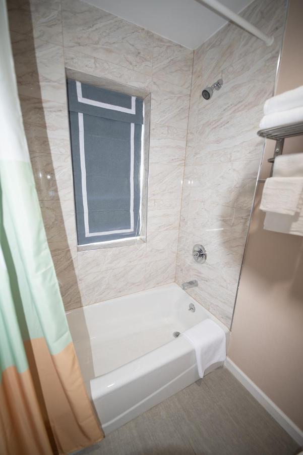 Hotel Flushing Garden