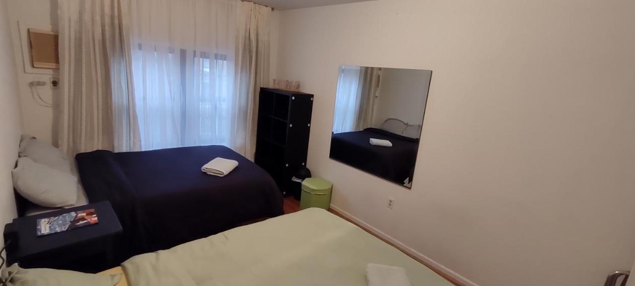 Spacious For 4 People In Williamsburg ! Homestay New York