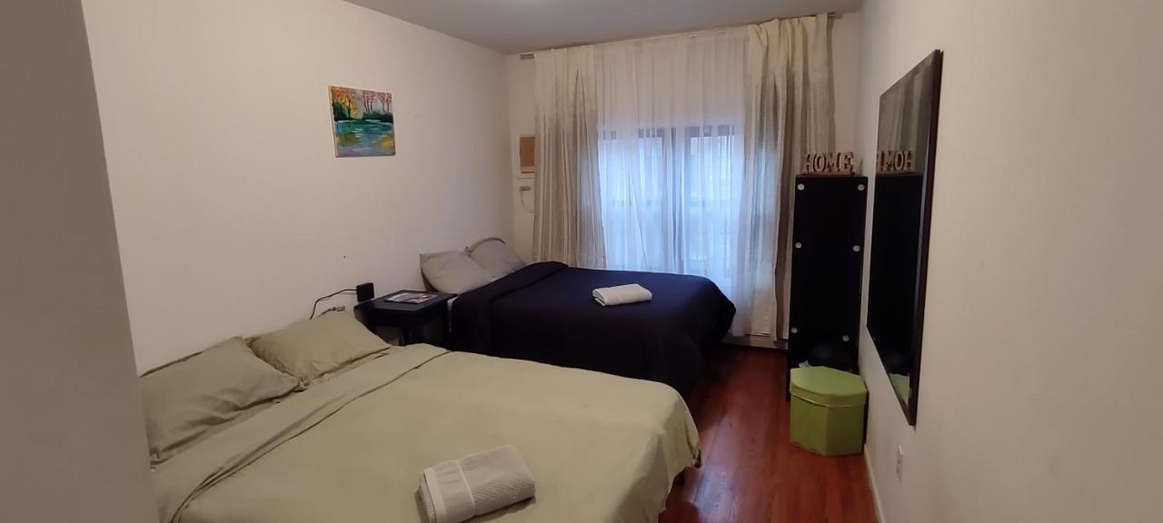 Spacious For 4 People In Williamsburg ! Homestay New York