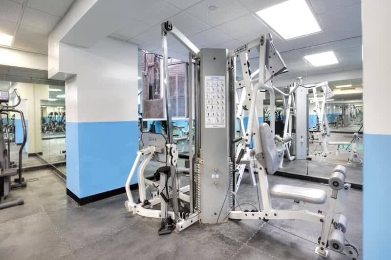73-1204 New Uws Doorman Gym Apartment New York