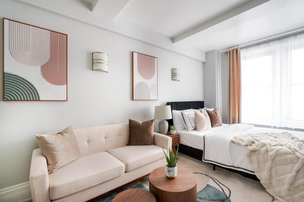 73-1204 New Uws Doorman Gym *