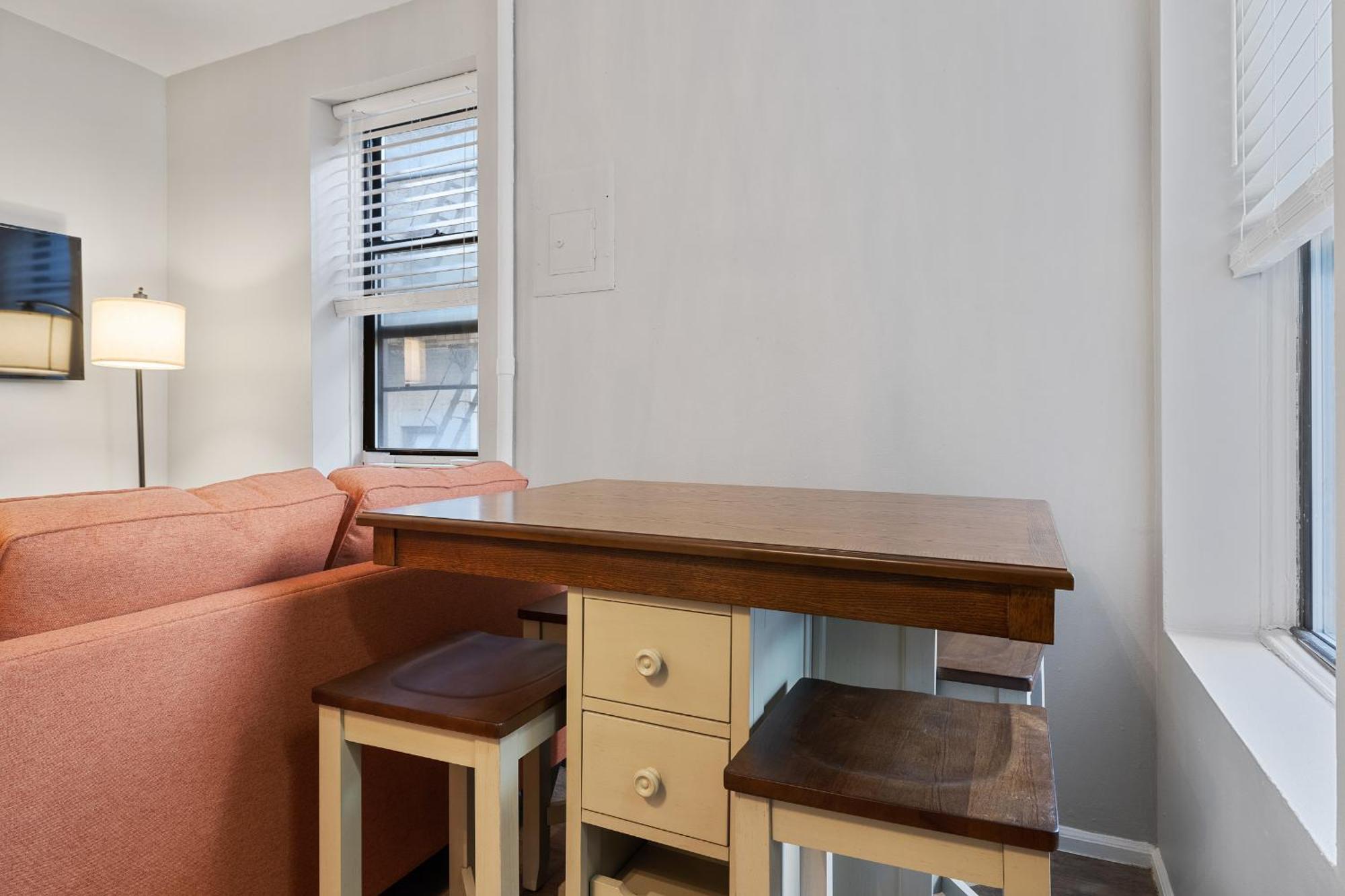 Inspiring Urban Life, Times Square * New York