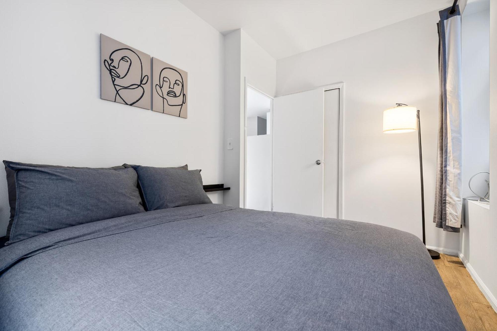 Inspiring Urban Life, Times Square Apartment