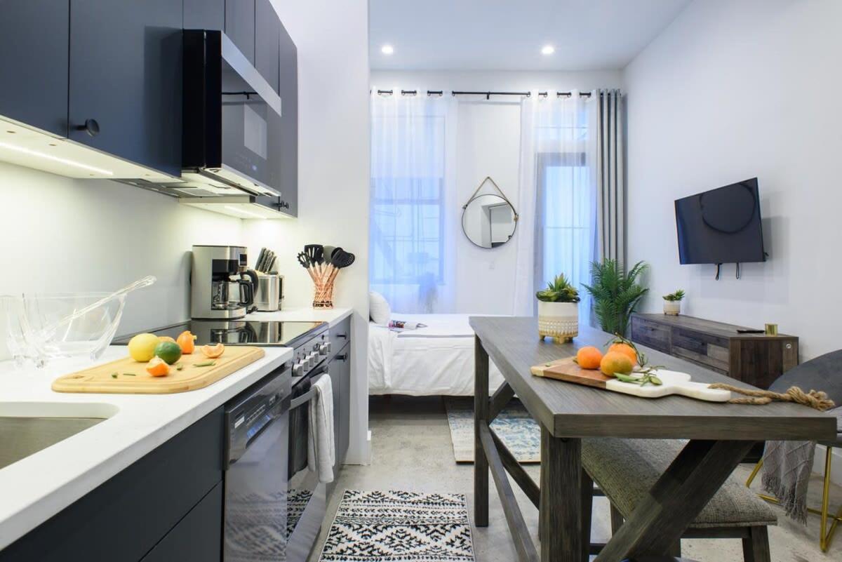 Apartment 3-1 New Prime East Village Private Terrace *