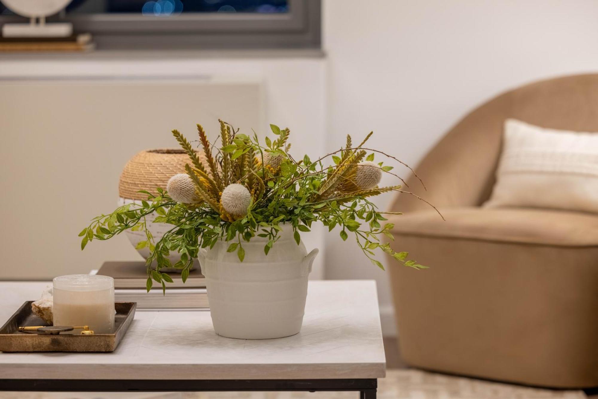 Designer Apt For 6, City Views, Near Times Square! Appartement