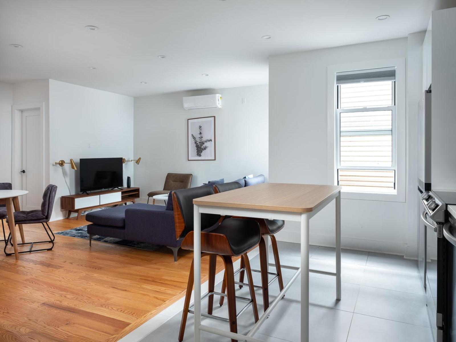 Three Bedroom Brooklynite Suite! Apartment