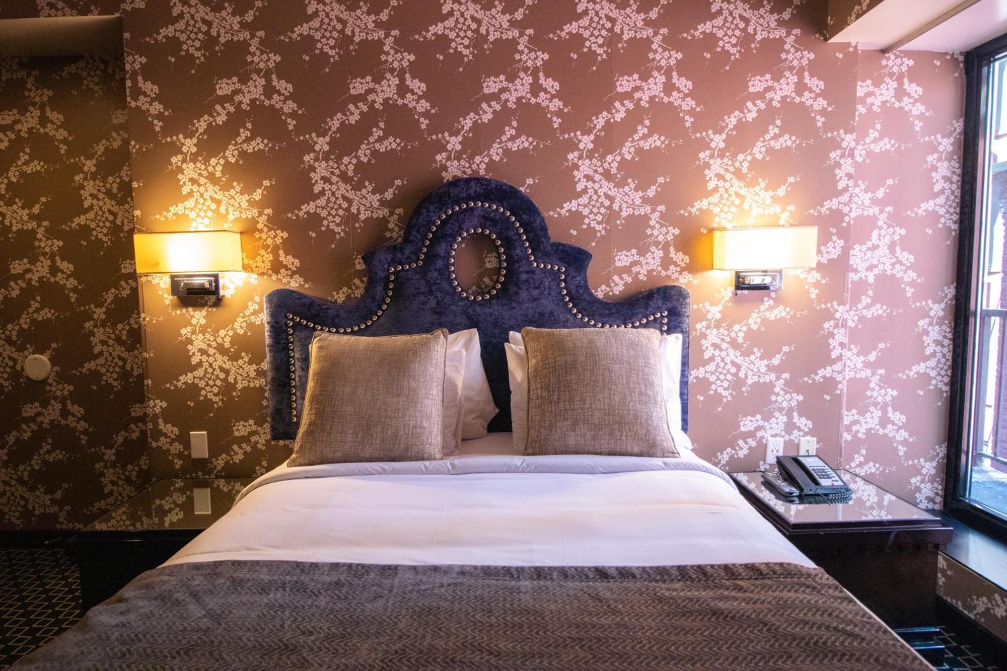 Hotel 45 Times Square 3*