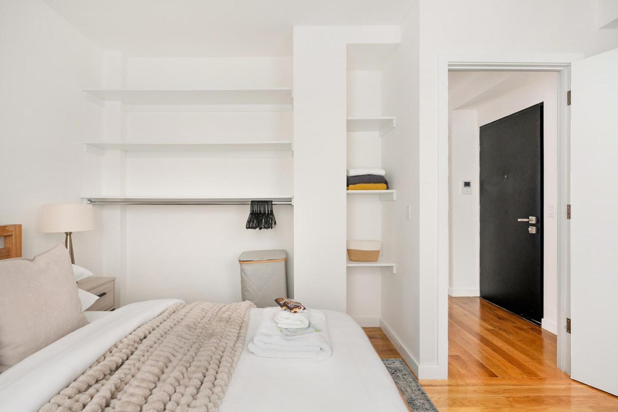 13-3 I Brand New 4br 3 Baths Duplex Private Roof Deck * New York