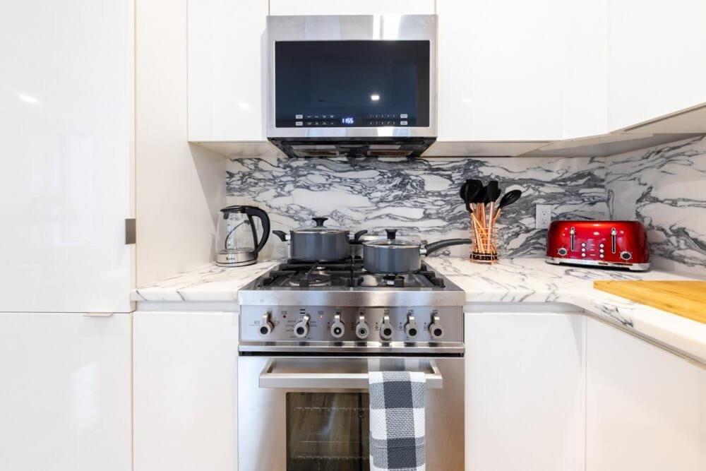 13-3 I Brand New 4br 3 Baths Duplex Private Roof Deck