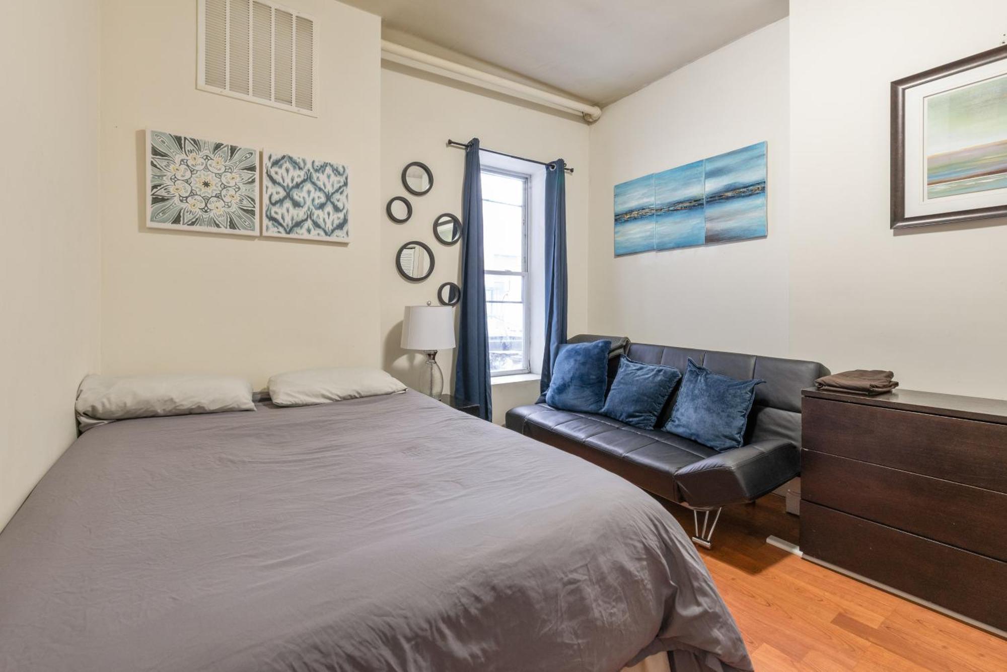 Apartment Monthly New York- Spacious 4 Bedroom Unit *