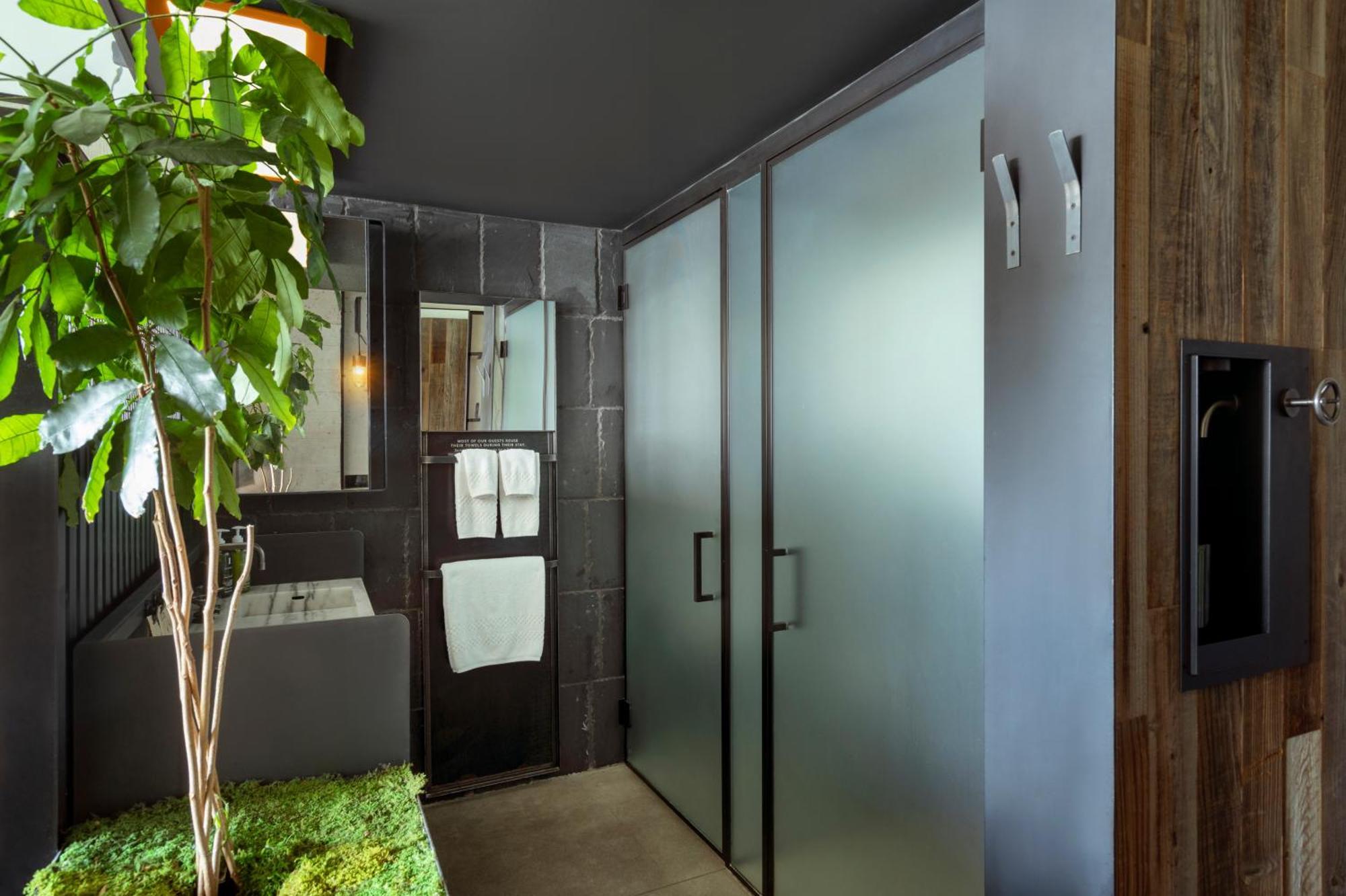 1 Brooklyn Bridge Hotel