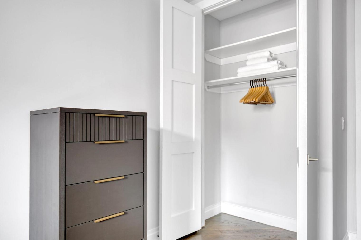 Brooklyn Heights 3br W Wd Bike Elevator Nyc-794 New York