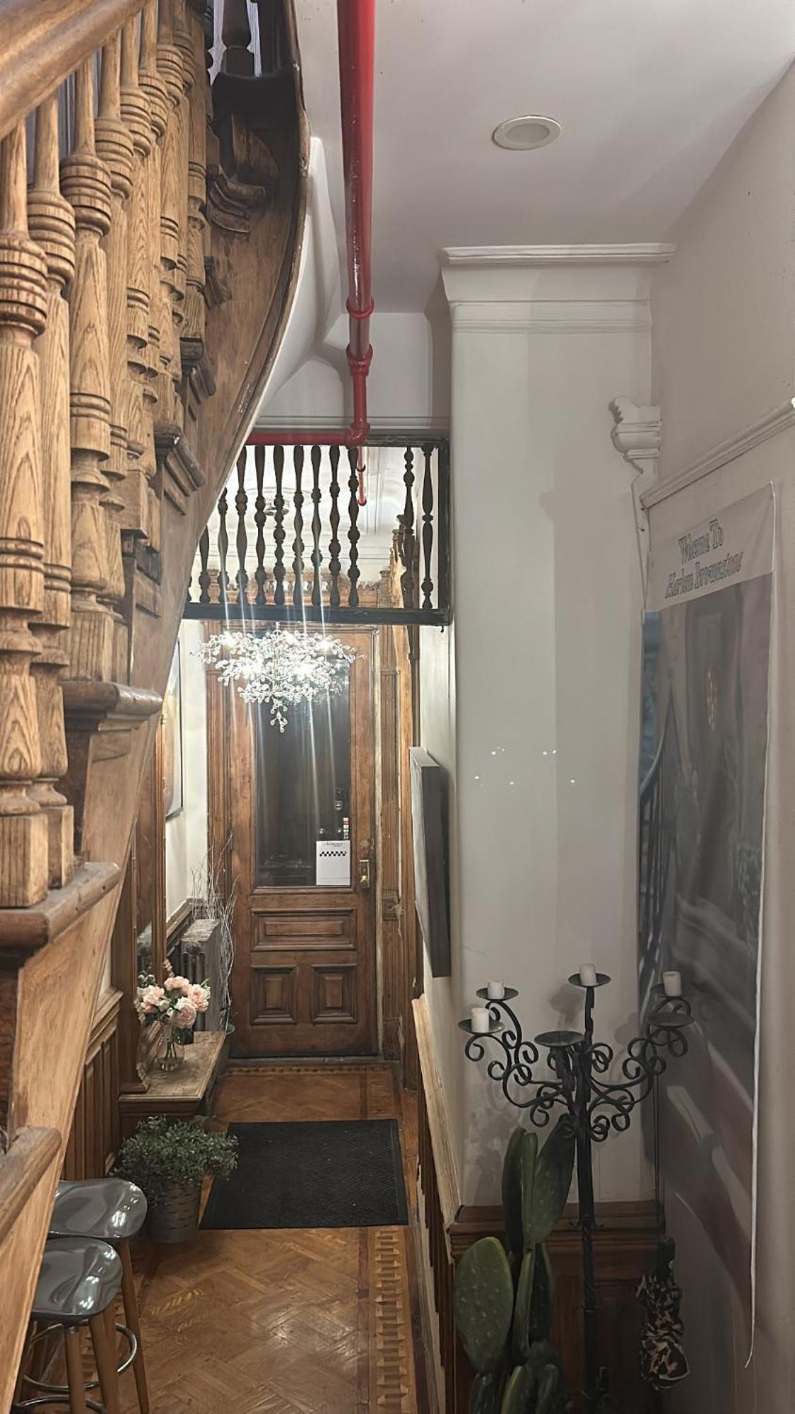 Apartment Harlem Brownstone New York