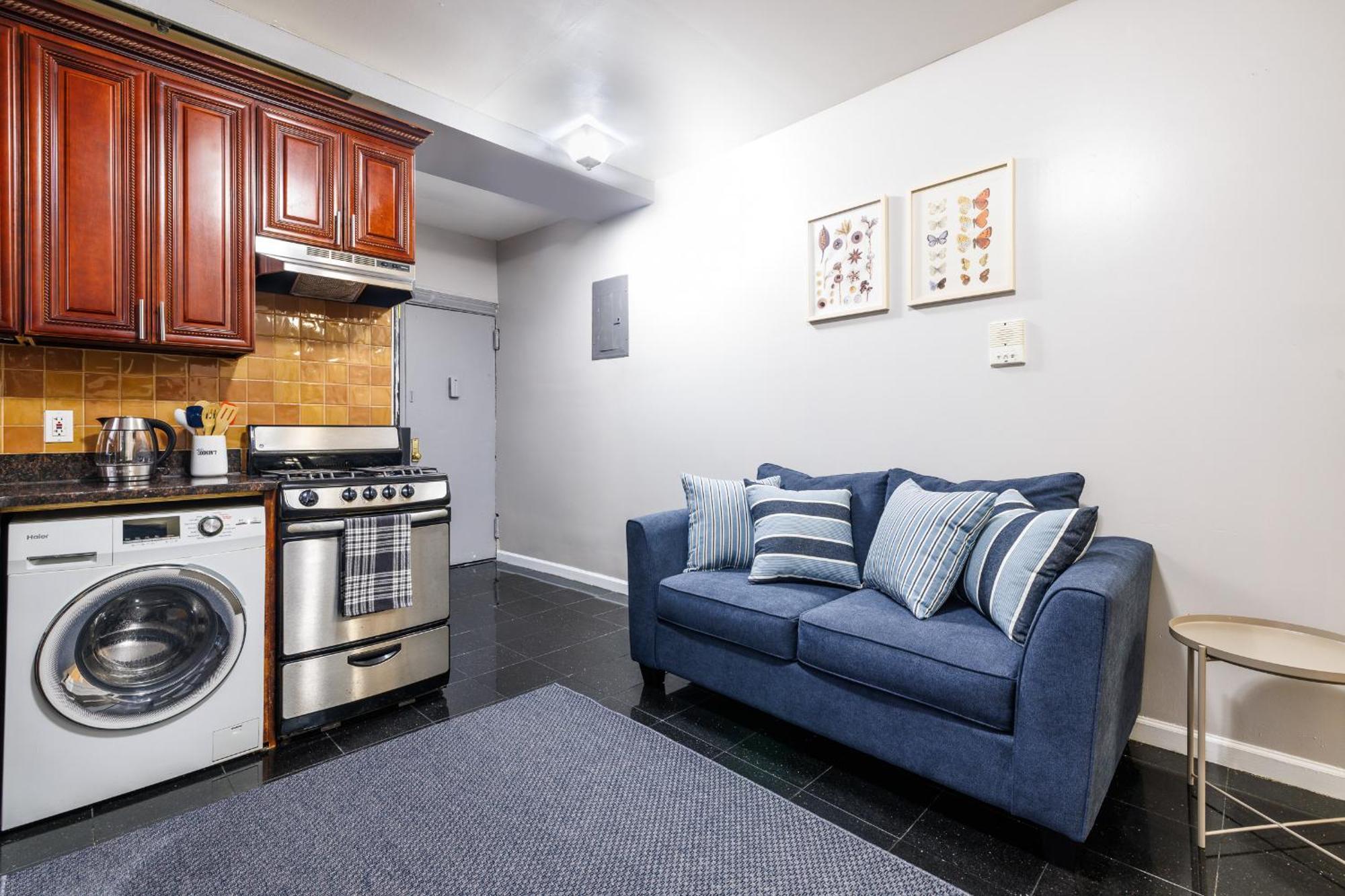 Apartment Inspire The Vibrant Energy Of The Uws New York