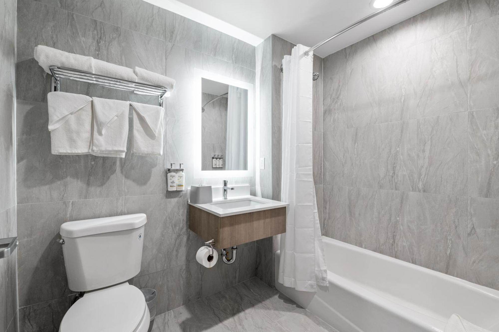 Express & Bronx - Zoo Area By Ihg Hotel