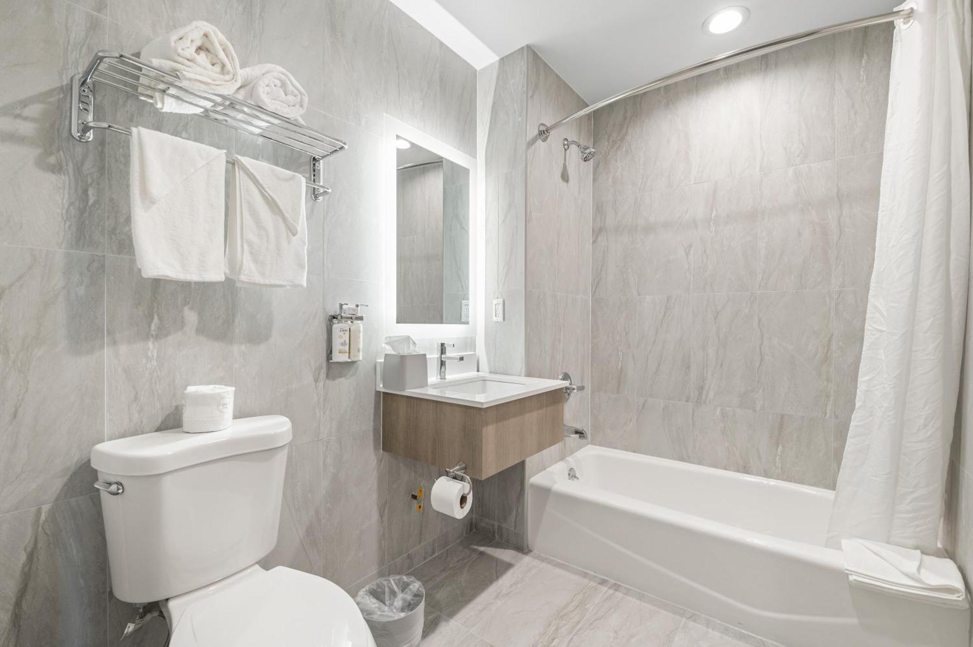 Hotel Express & Bronx - Zoo Area By Ihg New York