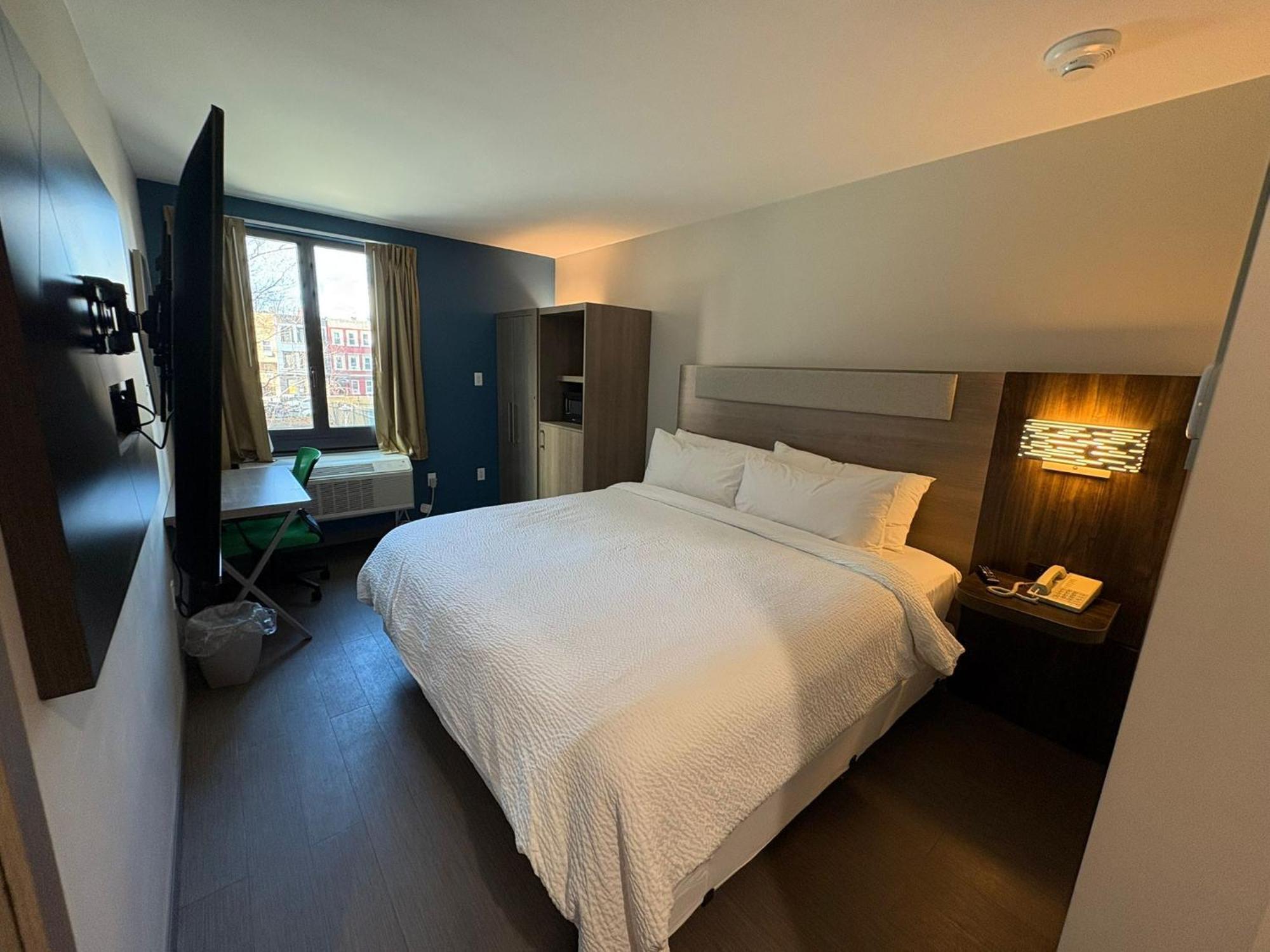 Express & Bronx - Zoo Area By Ihg