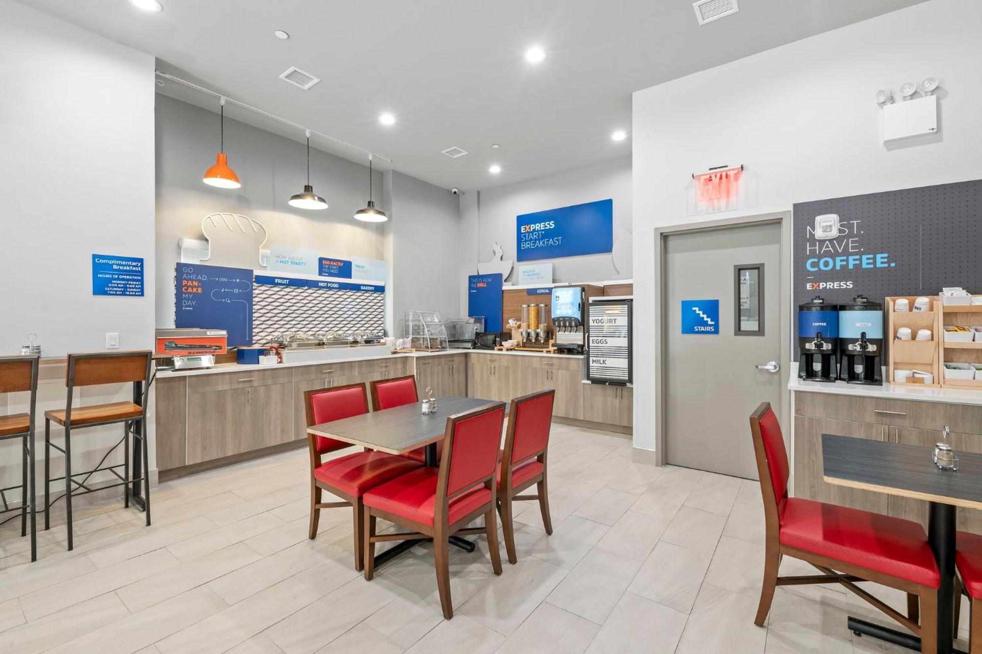 Hotel Express & Bronx - Zoo Area By Ihg 2*