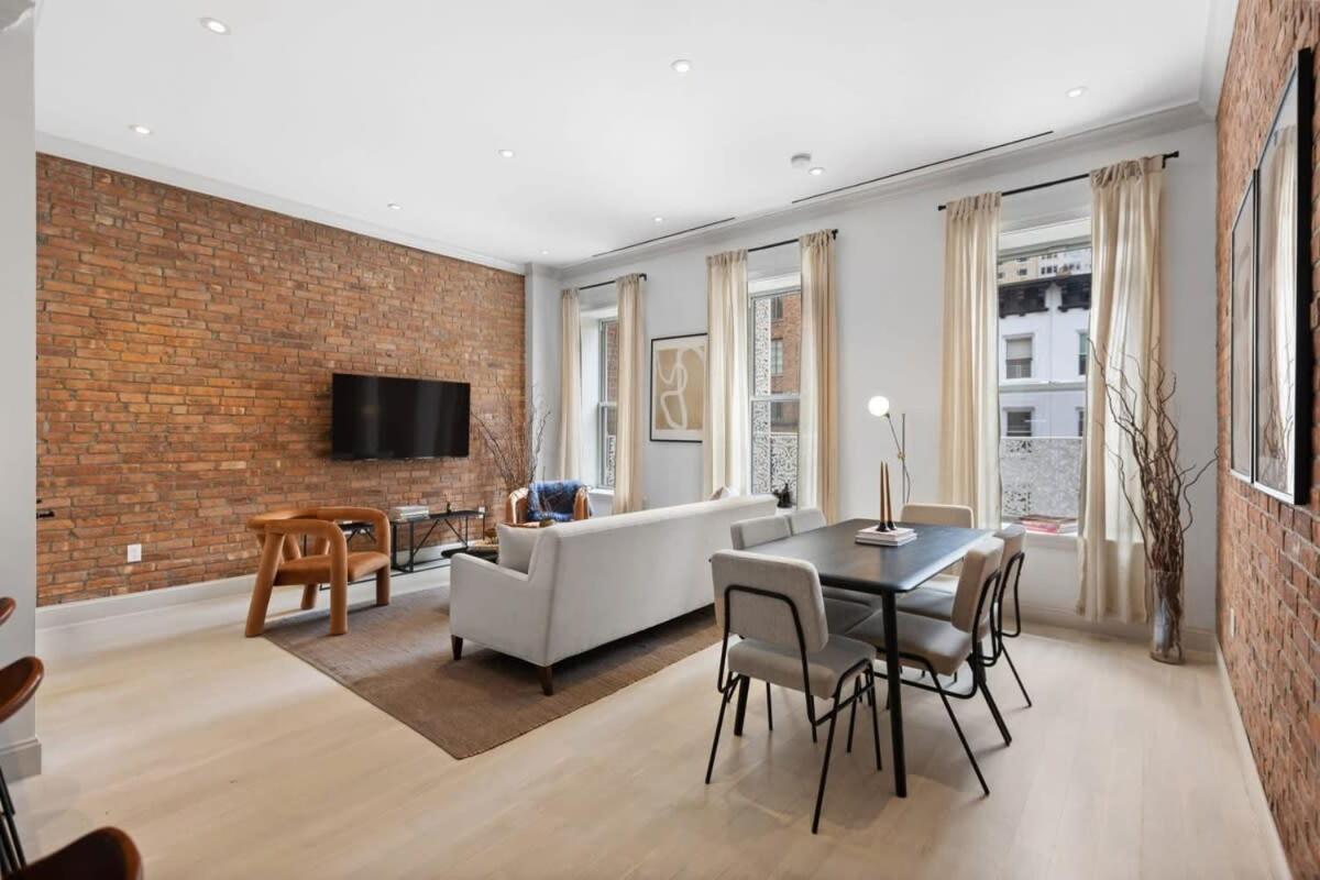 Linden Place Ii By Rove Travel 3 Bedroom Lenox Hill Appartement *