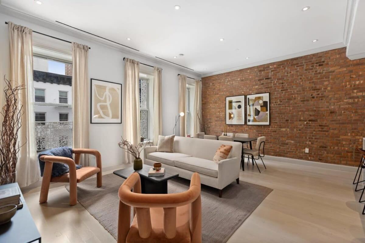 Linden Place Ii By Rove Travel 3 Bedroom Lenox Hill Appartement *