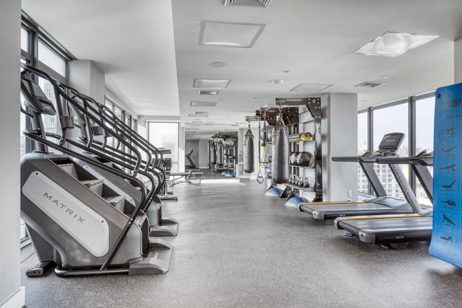 Lic 2br W Gym Dm Elevator Private Balcony Nyc-769 Appartement New York