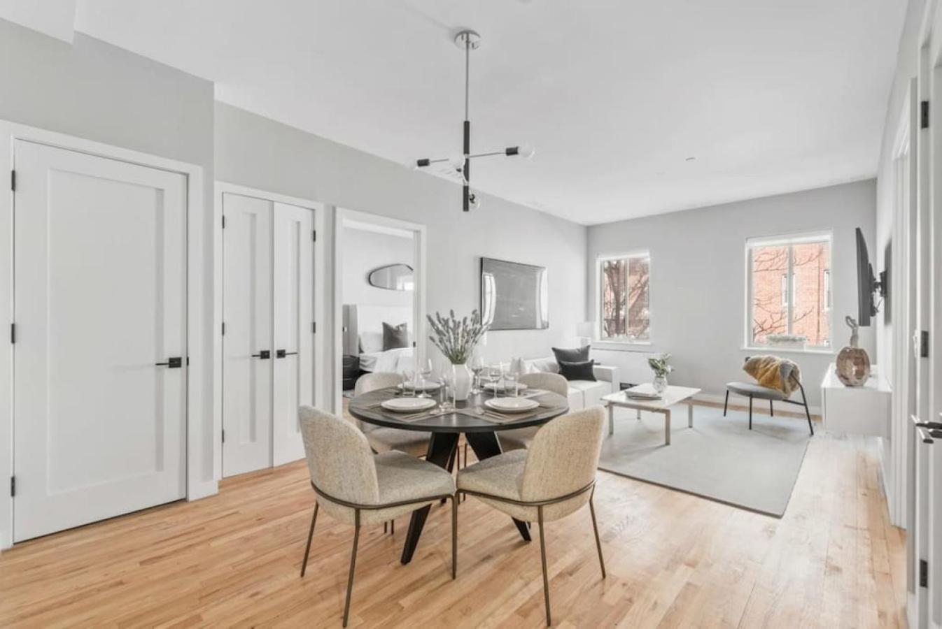 Notch 2br & 2ba Minutes From Park * New York