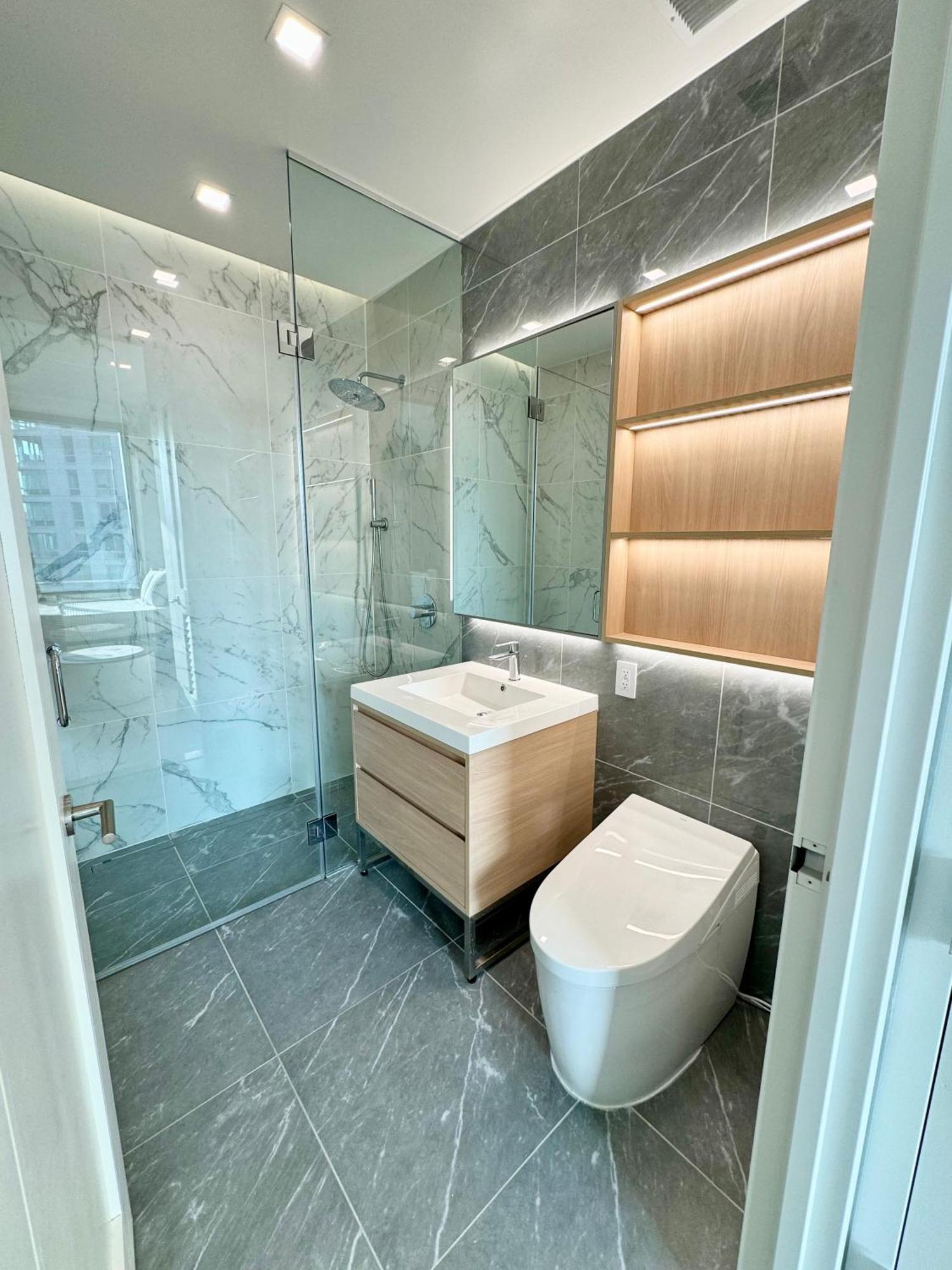 Apartment Beautiful Luxury Fantastic Manhattan Skyline View One Bedroom *