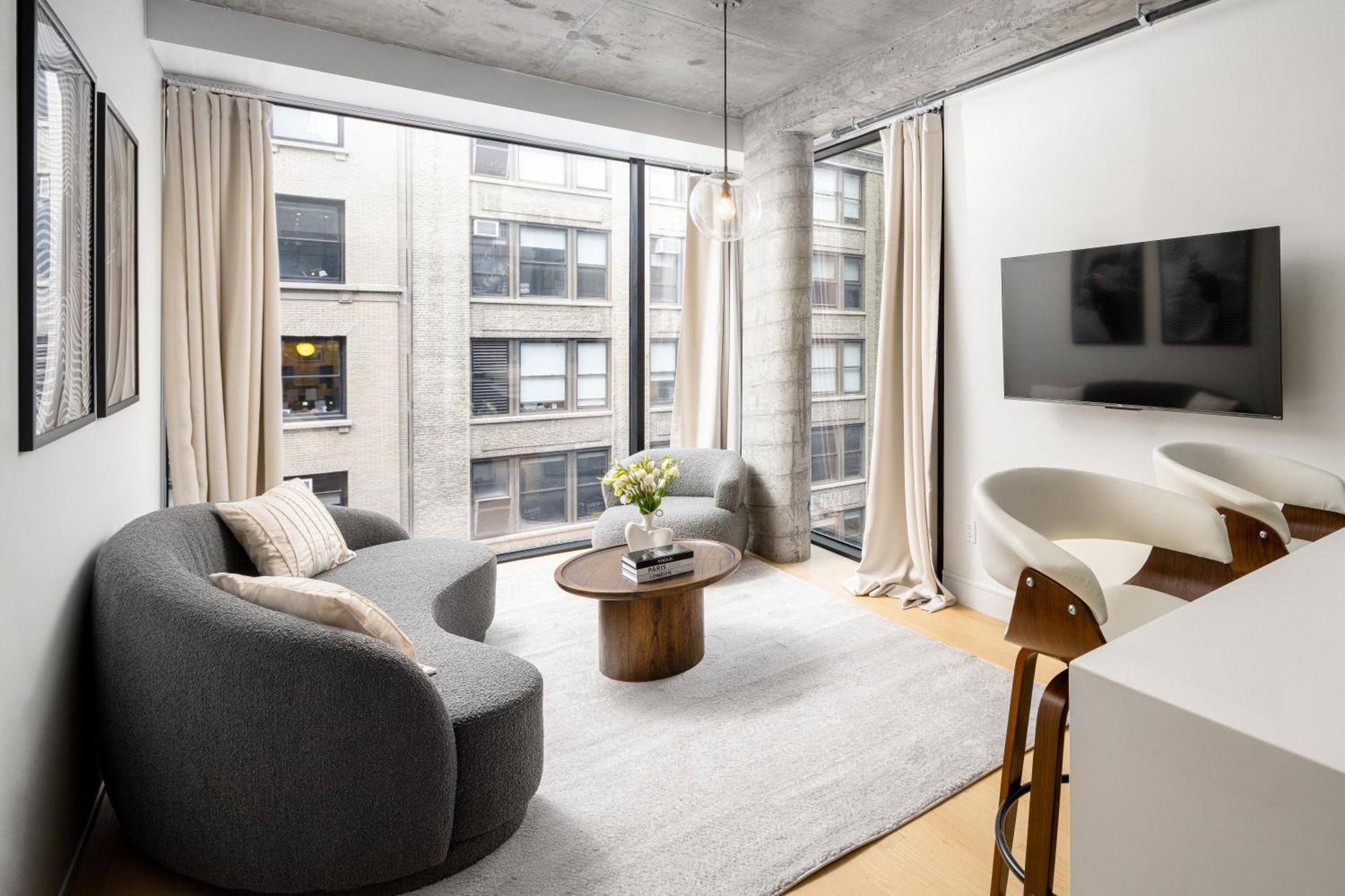 Stunning Penthouse In Manhattan Apartment New York