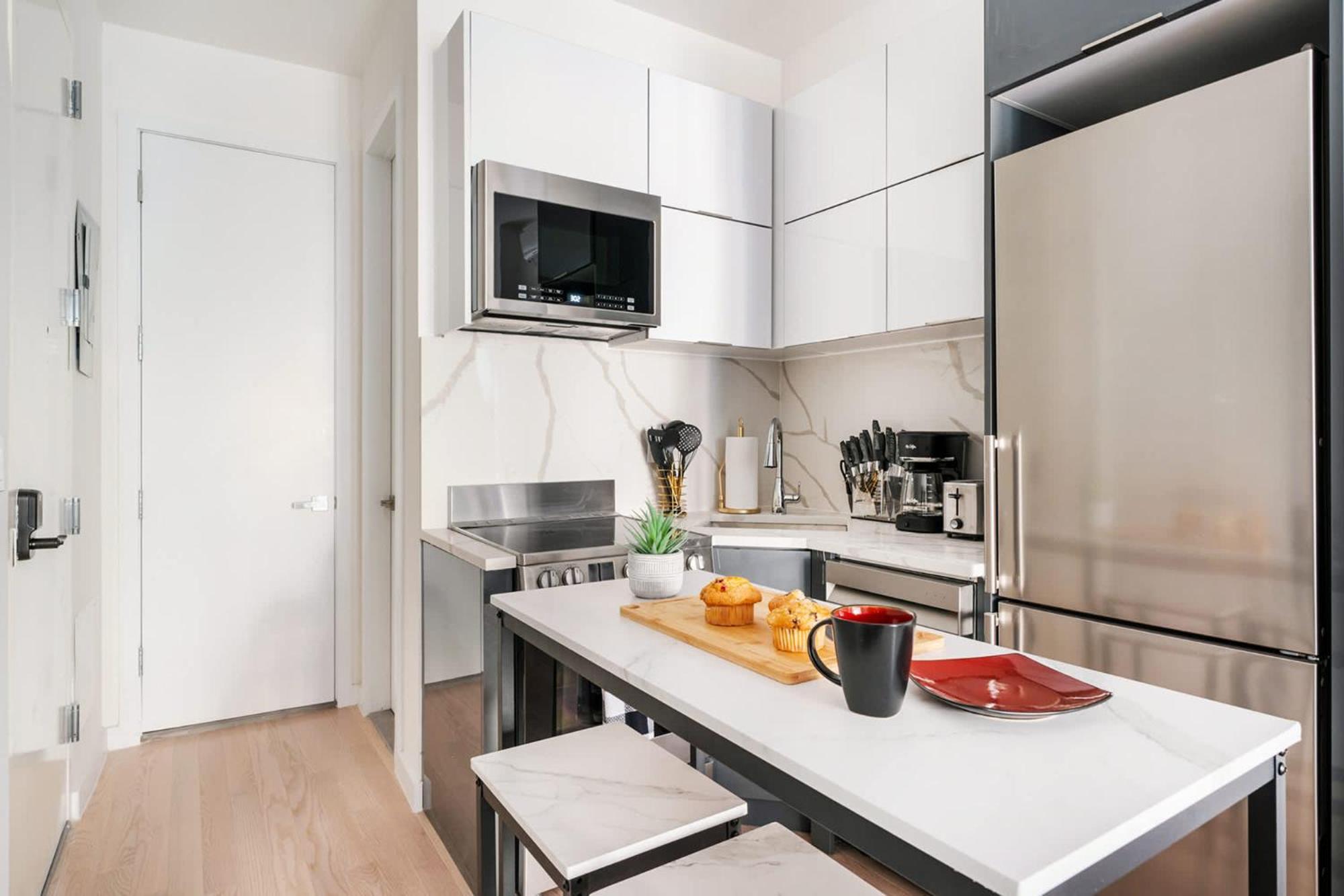 317-1b Sleek Modern 1br Union Square Wd In Unit Apartment New York