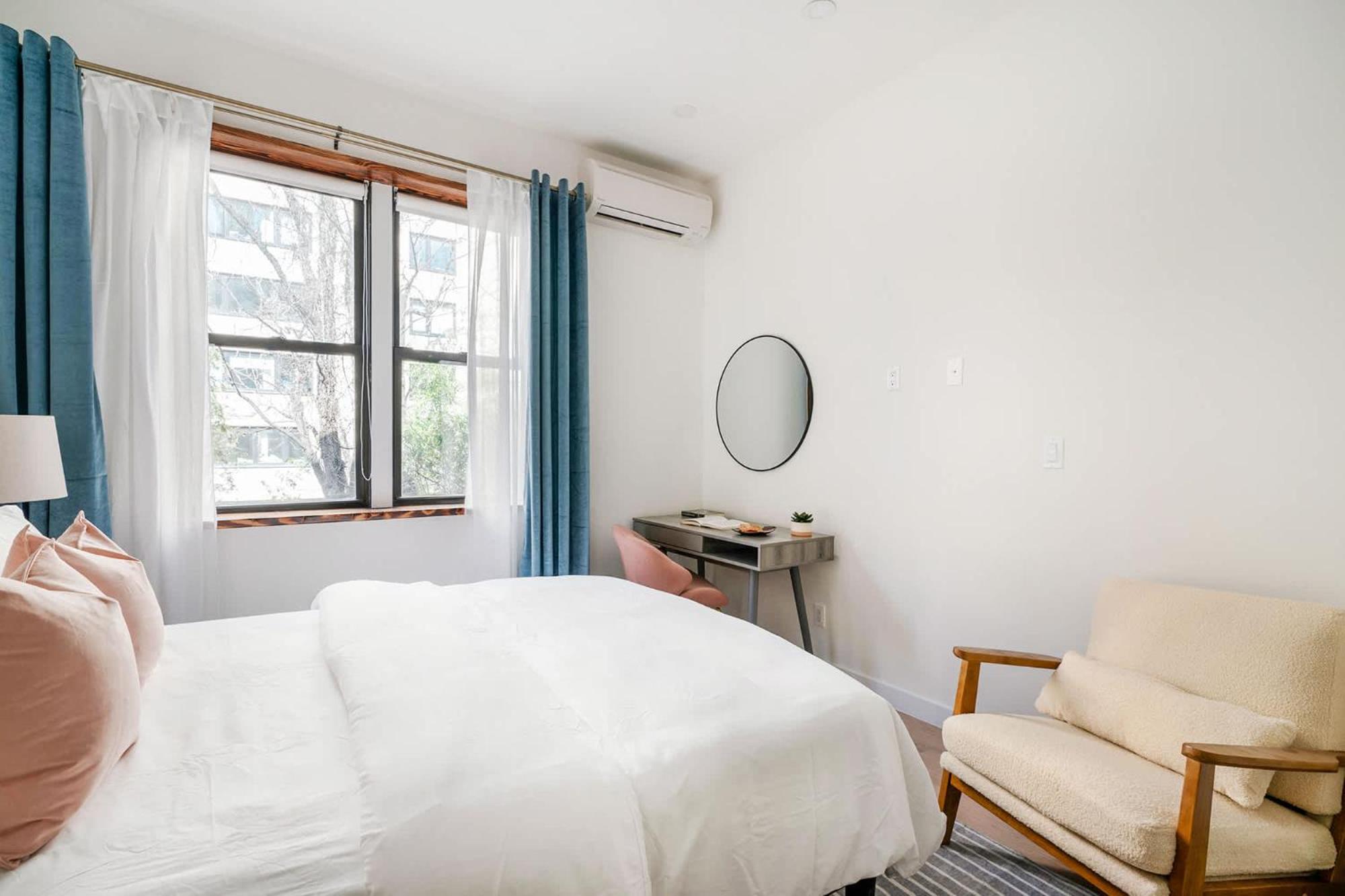 317-1b Sleek Modern 1br Union Square Wd In Unit Apartment