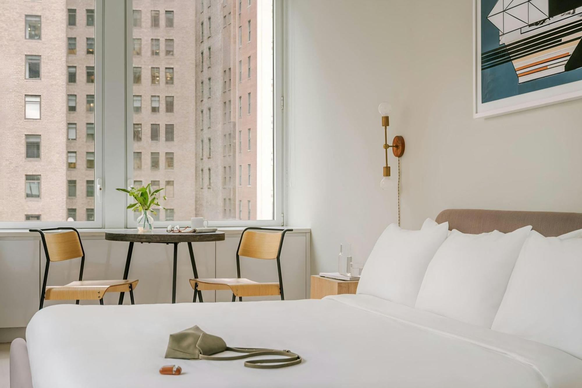 Sonder Battery Park Aparthotel