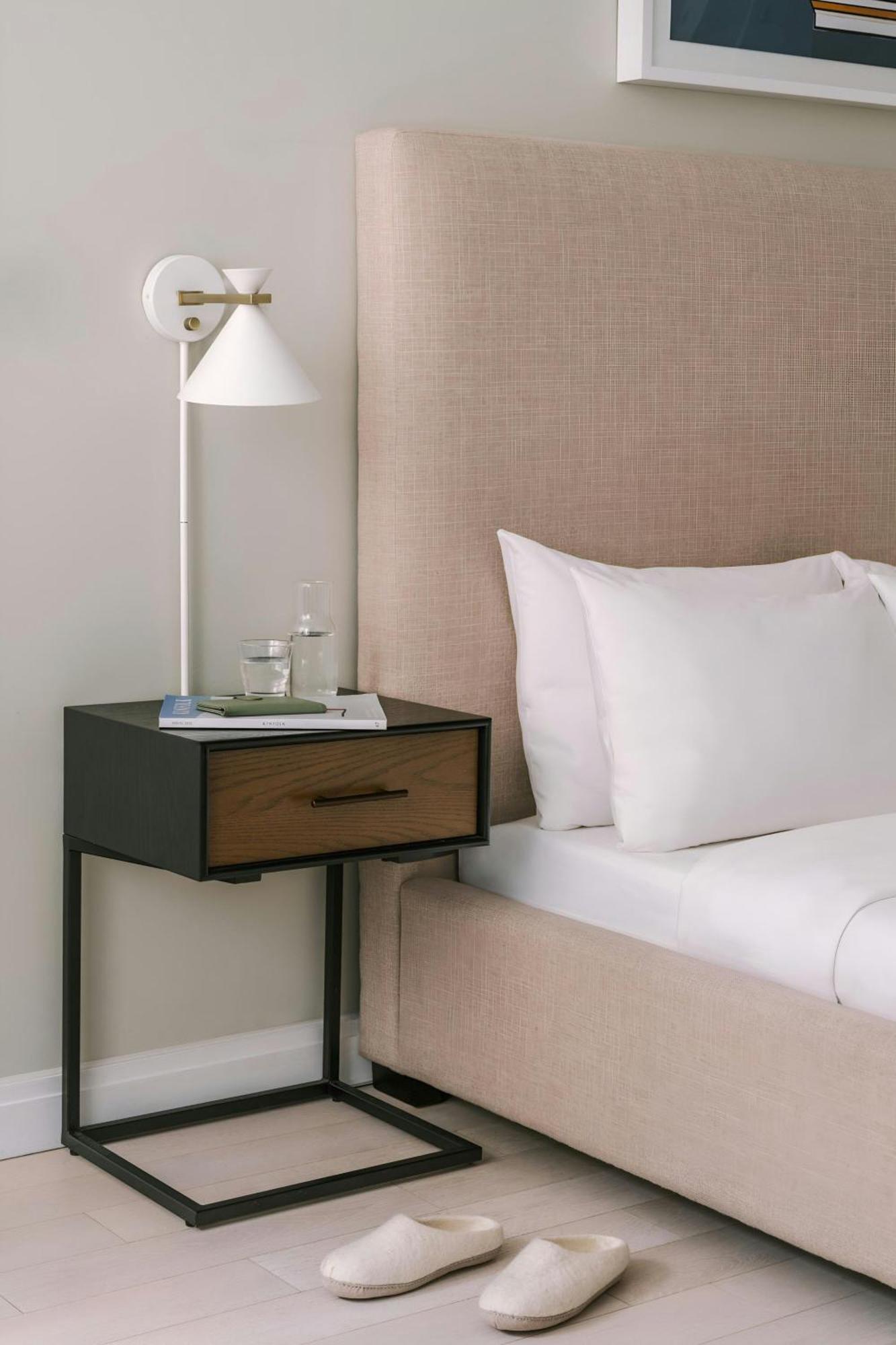 Sonder Battery Park Aparthotel New York