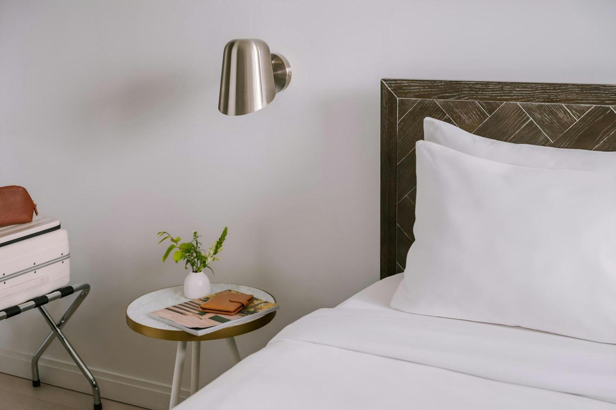 Sonder Battery Park Aparthotel New York
