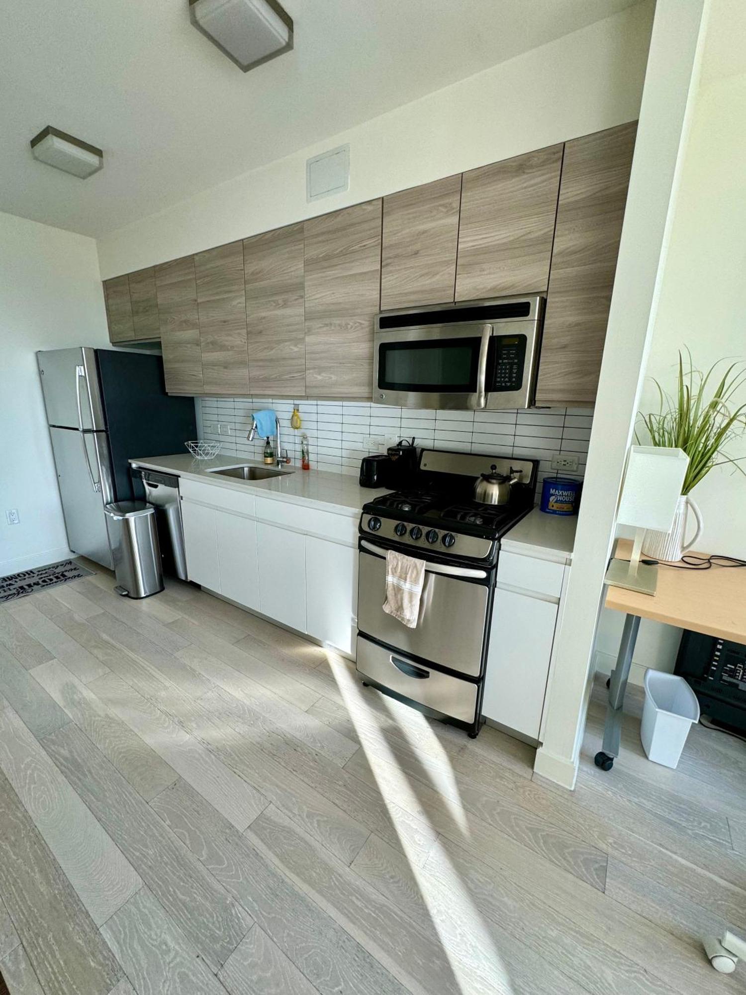 Beautiful Luxury Fantastic Manhattan Skyline View One Bedroom New York