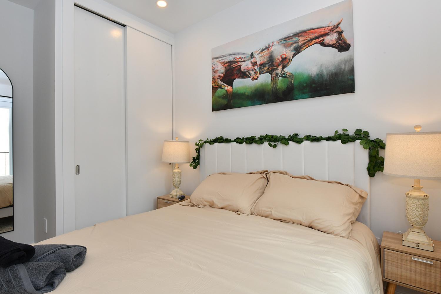 Boho Rustic Escape With Masssive Terrace In Midtown