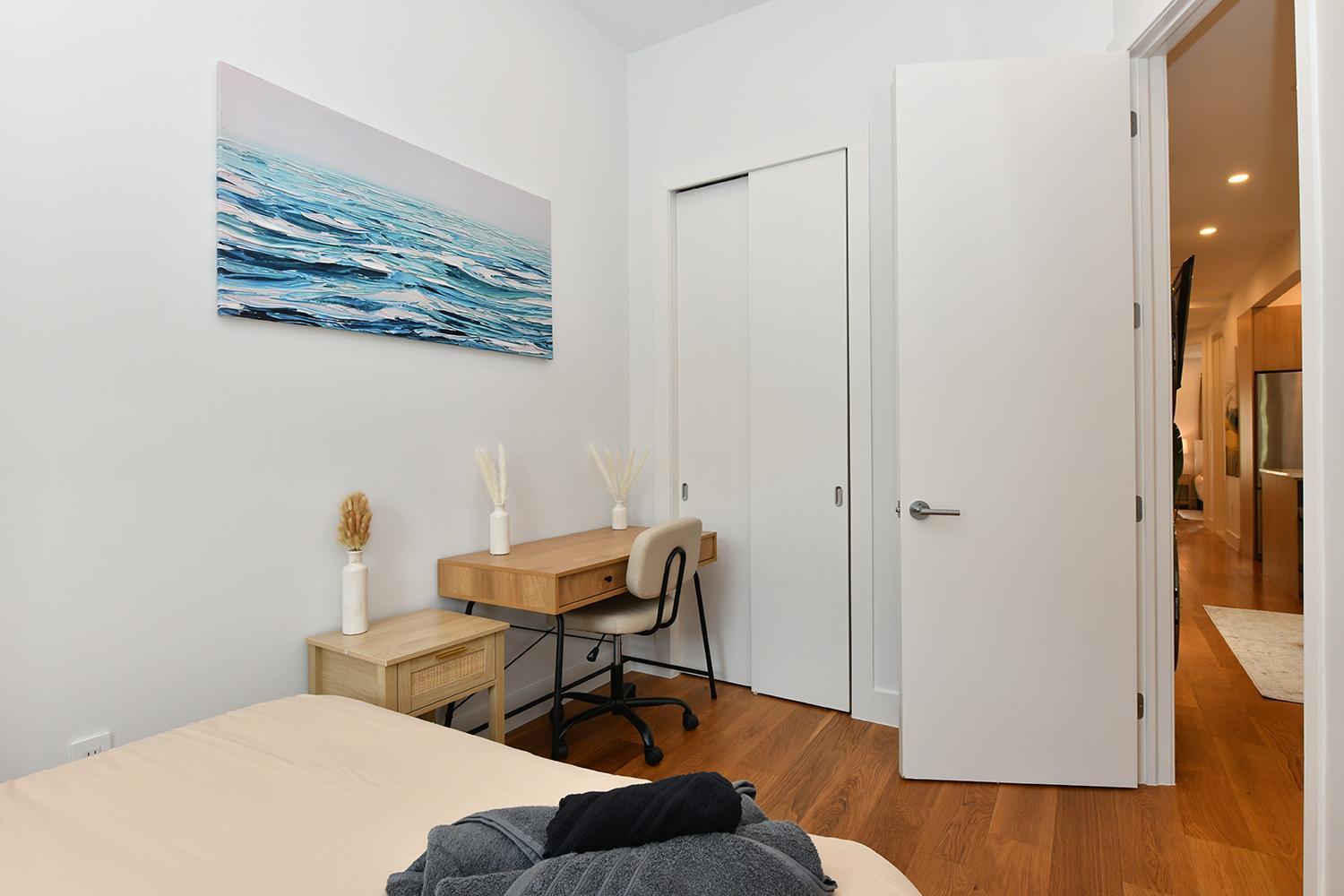 Boho Rustic Escape With Masssive Terrace In Midtown Apartment *