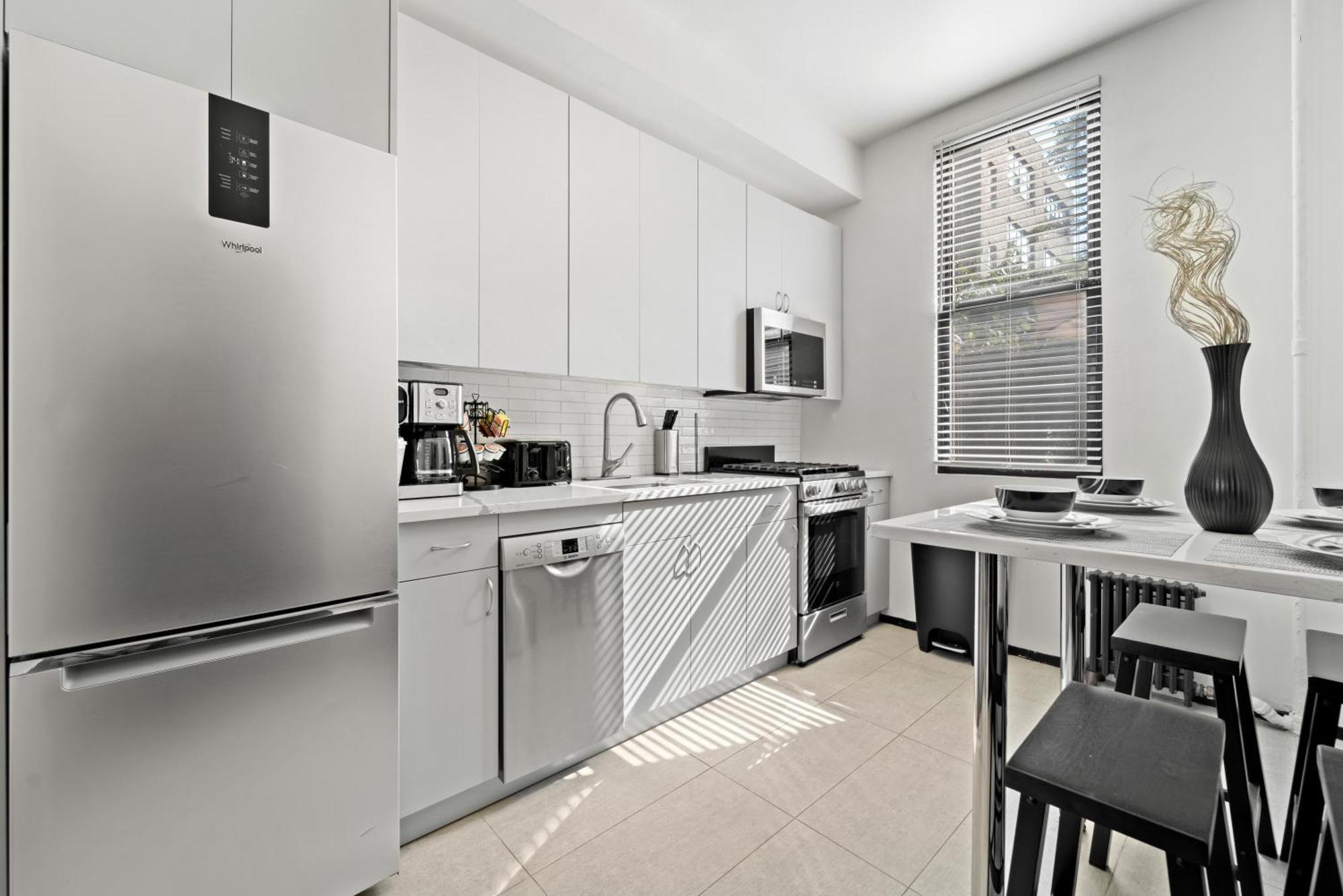 Tripoli Artisan Lofts - Designer Bushwick Lofts With Rooftop Terrace New York