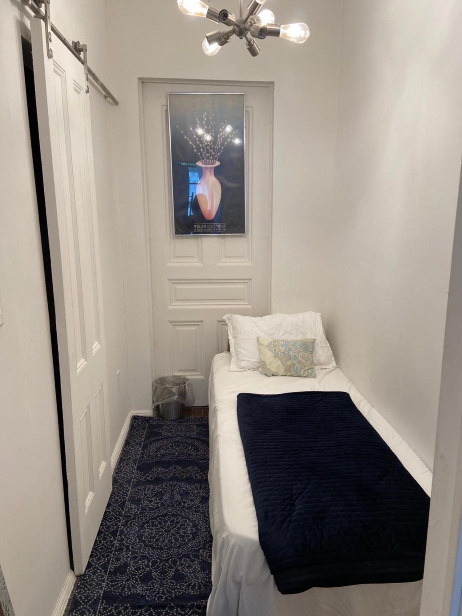 Harlem Brownstone Apartment New York