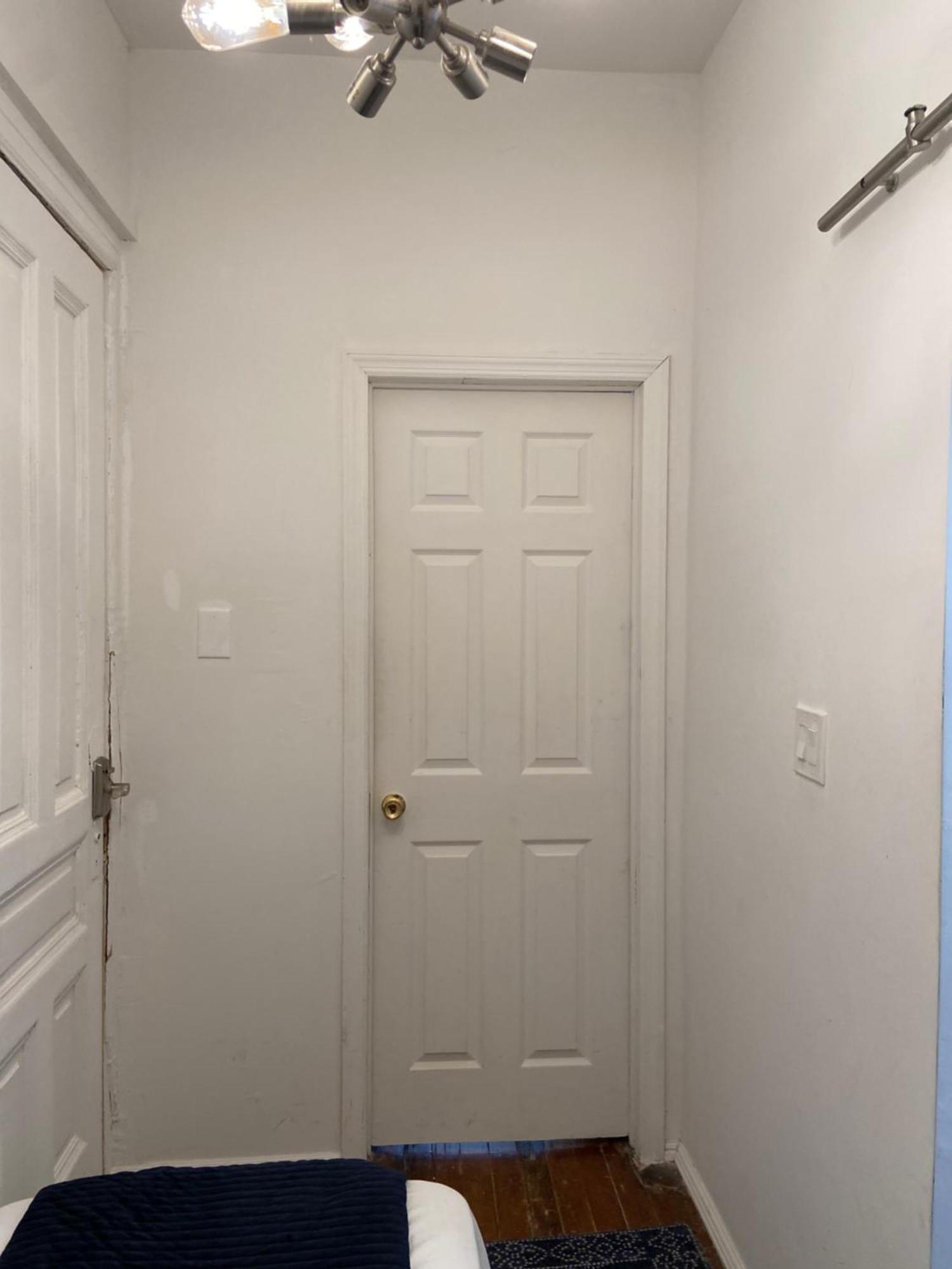 Apartment Harlem Brownstone New York