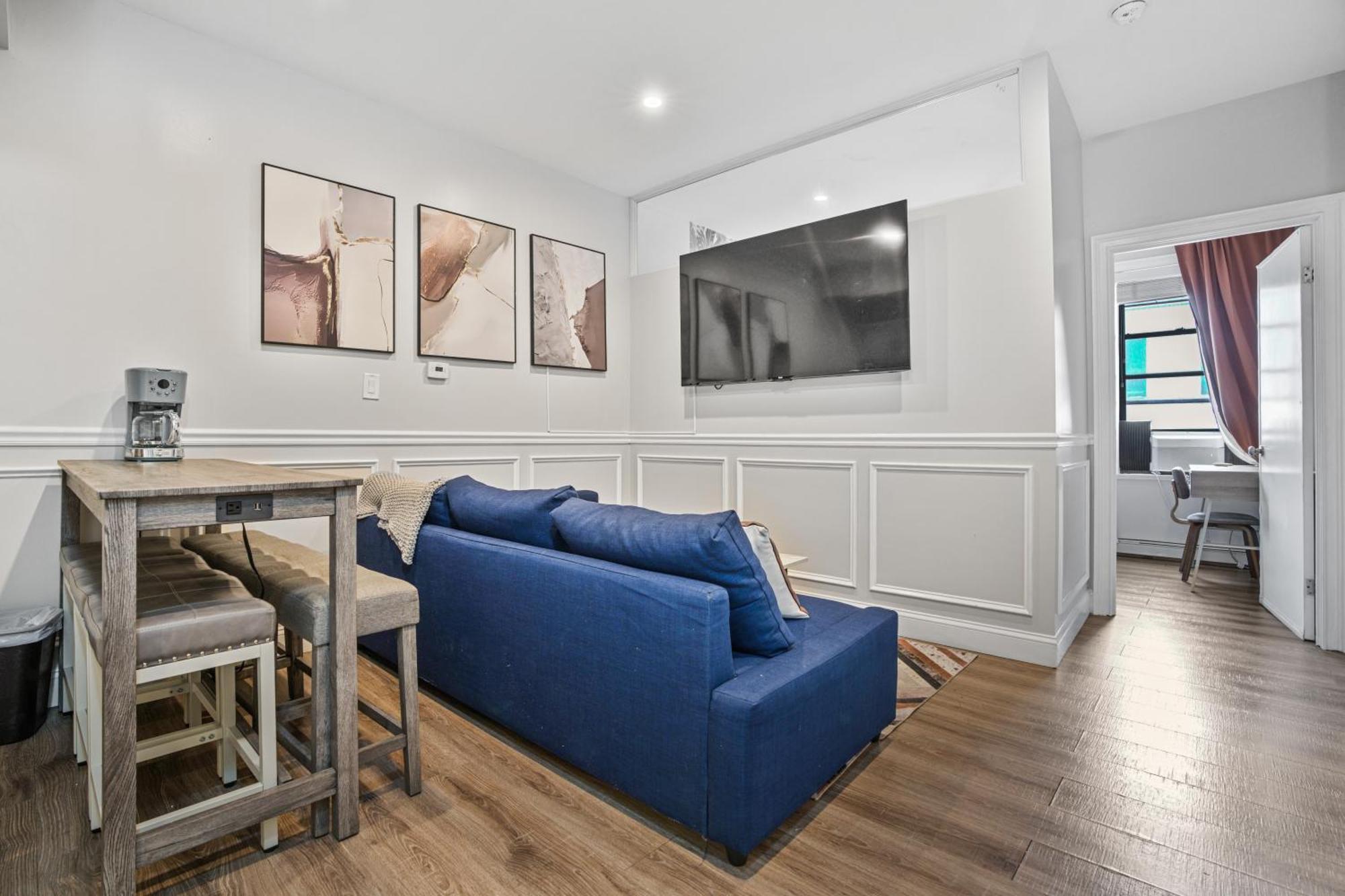 2bd Urban Ease In Lower East Side