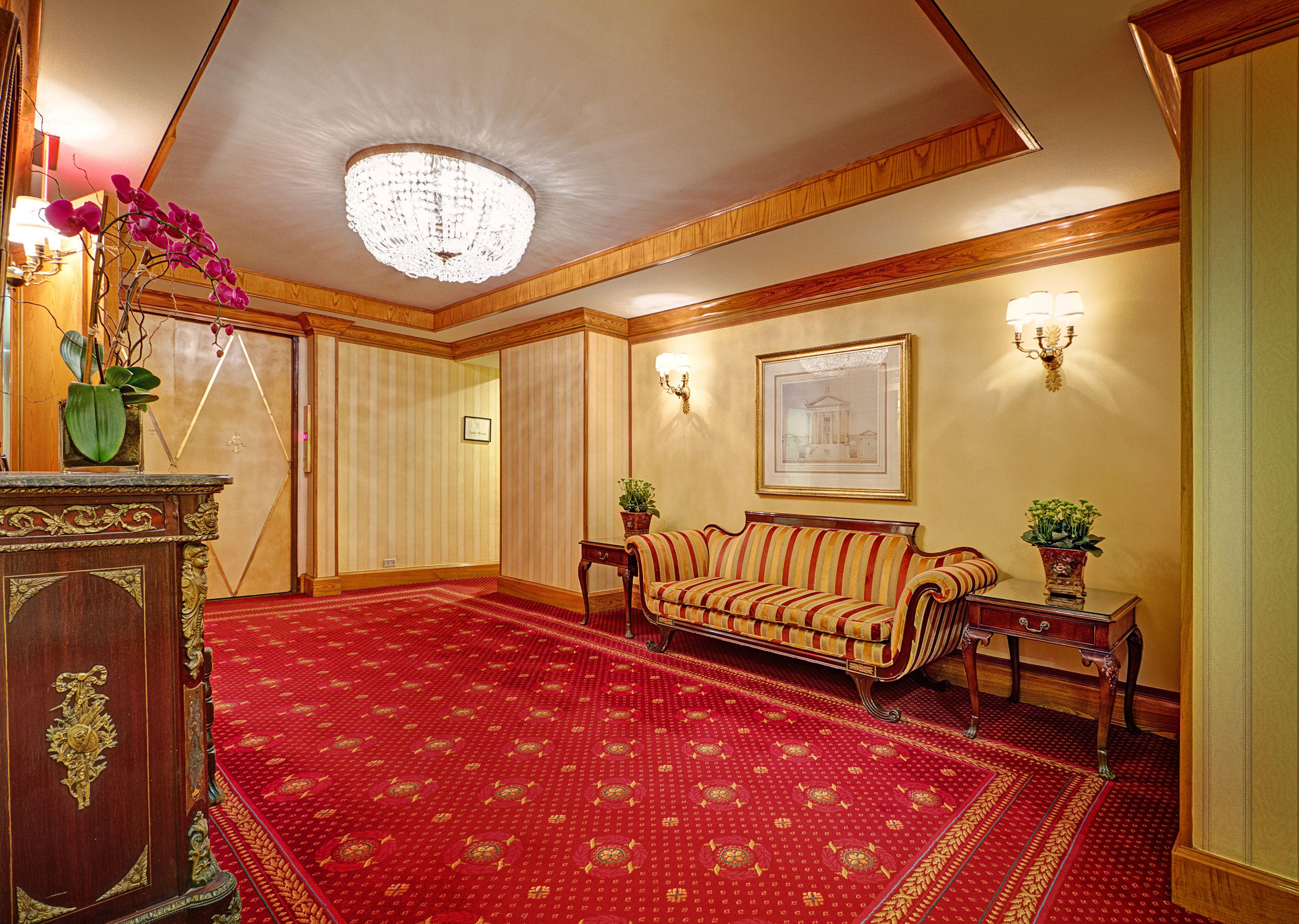 Elysee By Library Collection Hotel 4*