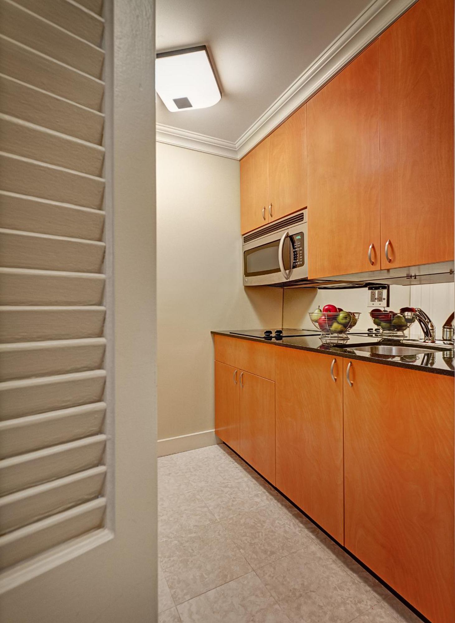 Hotel Elysee By Library Collection