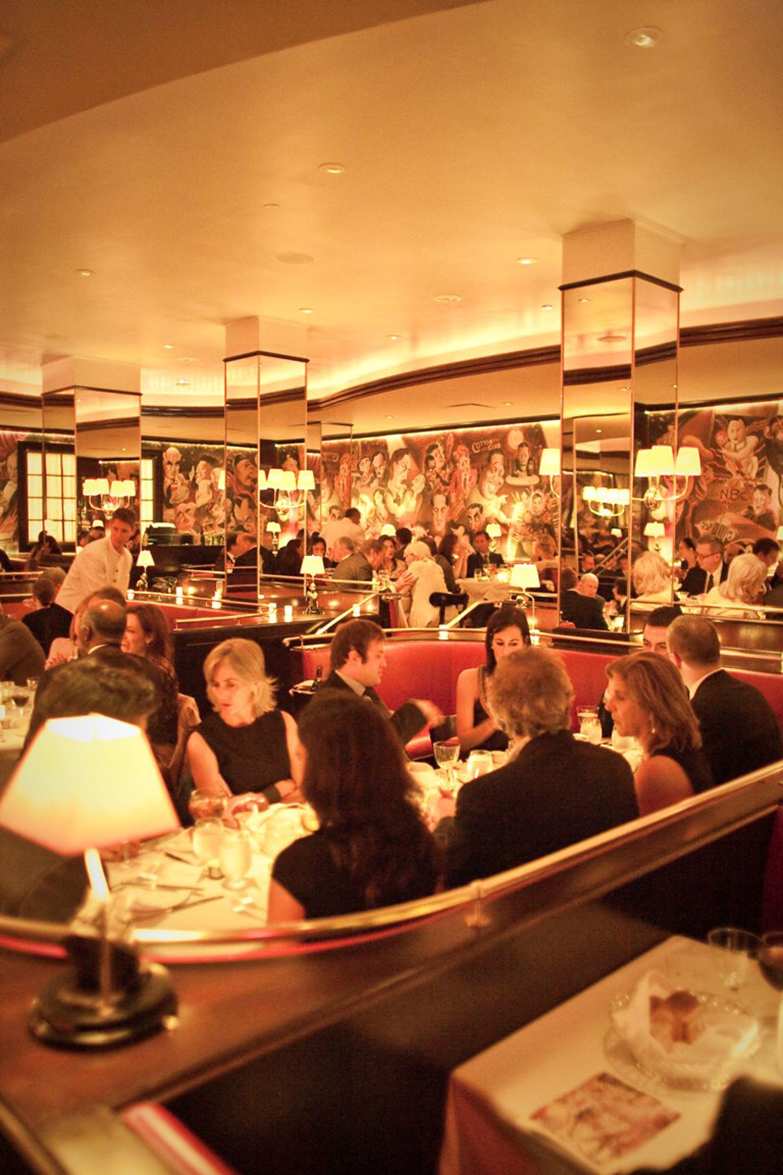 Hotel Elysee By Library Collection