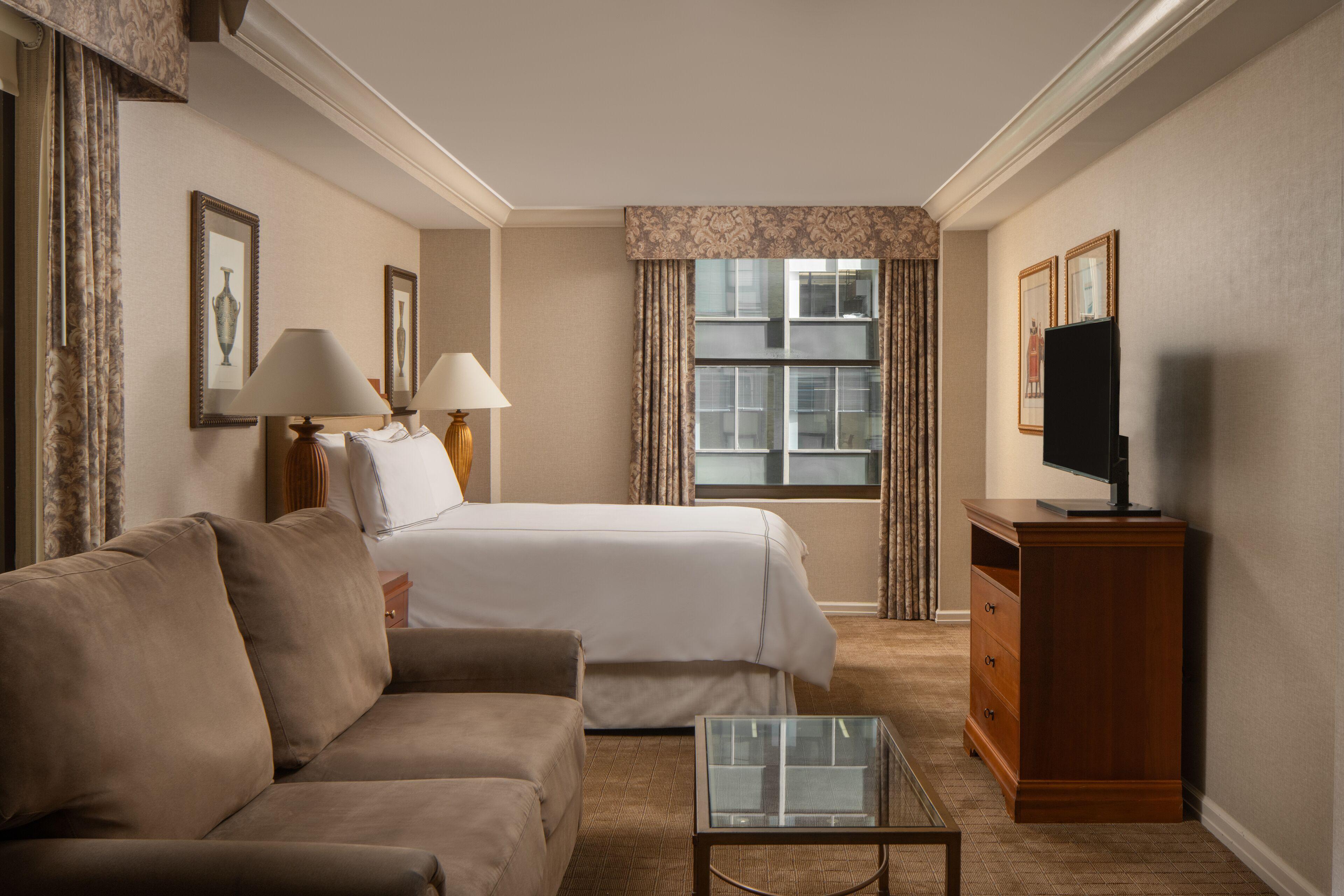 The Manhattan Club Hotel 4*