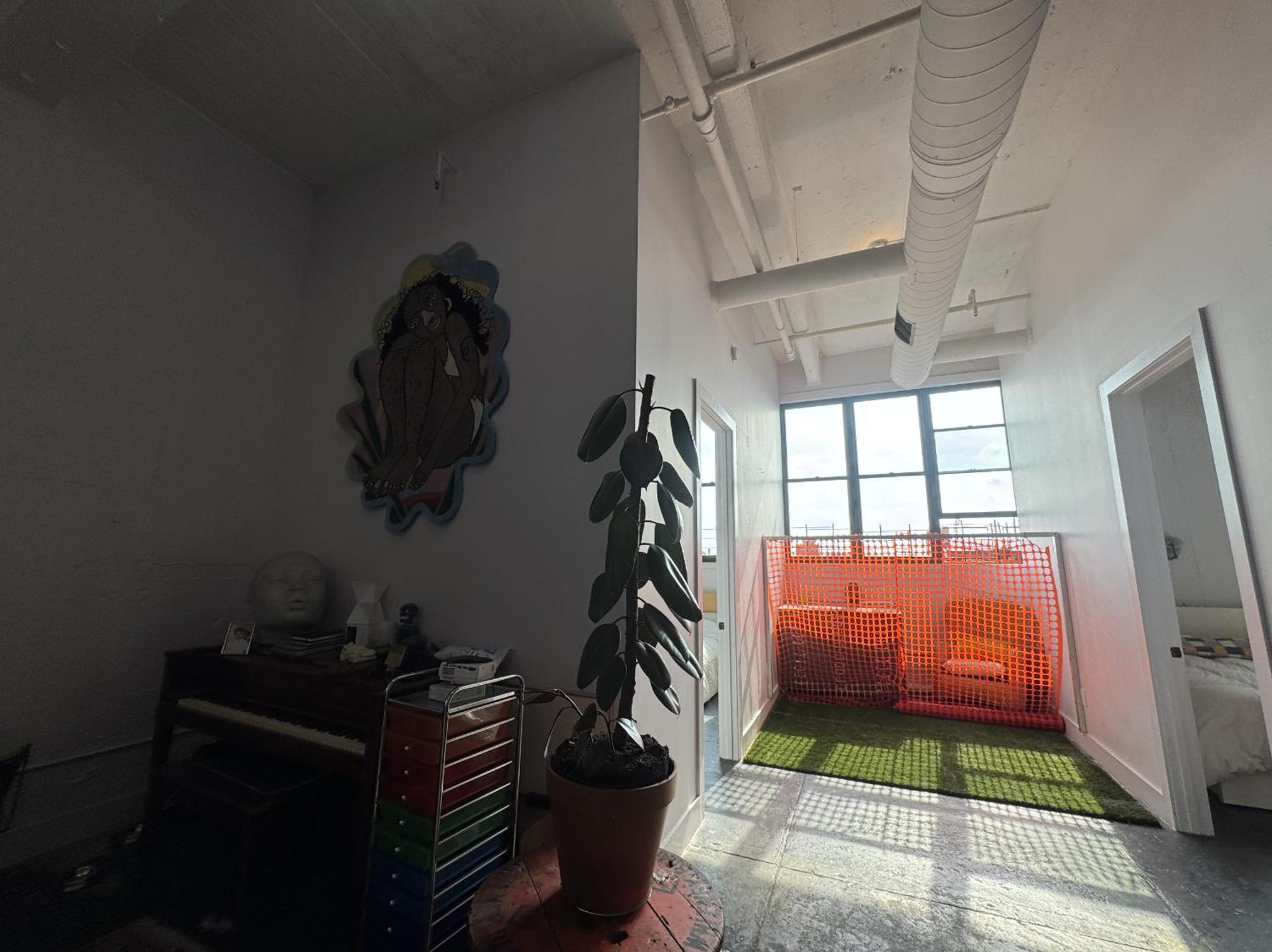 Brooklyn Artist Loft- *