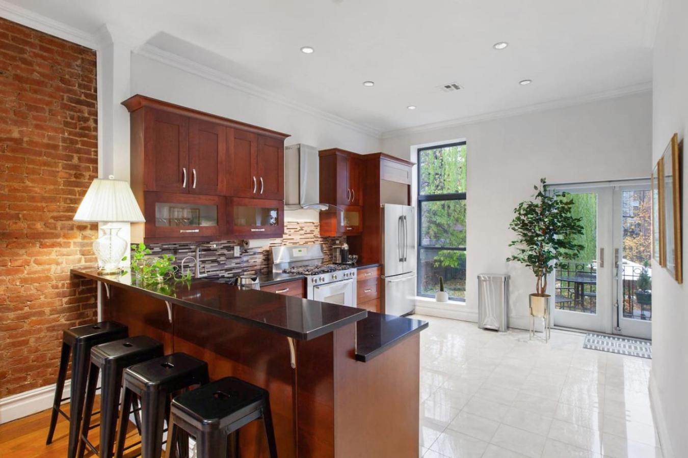 Luxury Oasis In Manhattan * New York