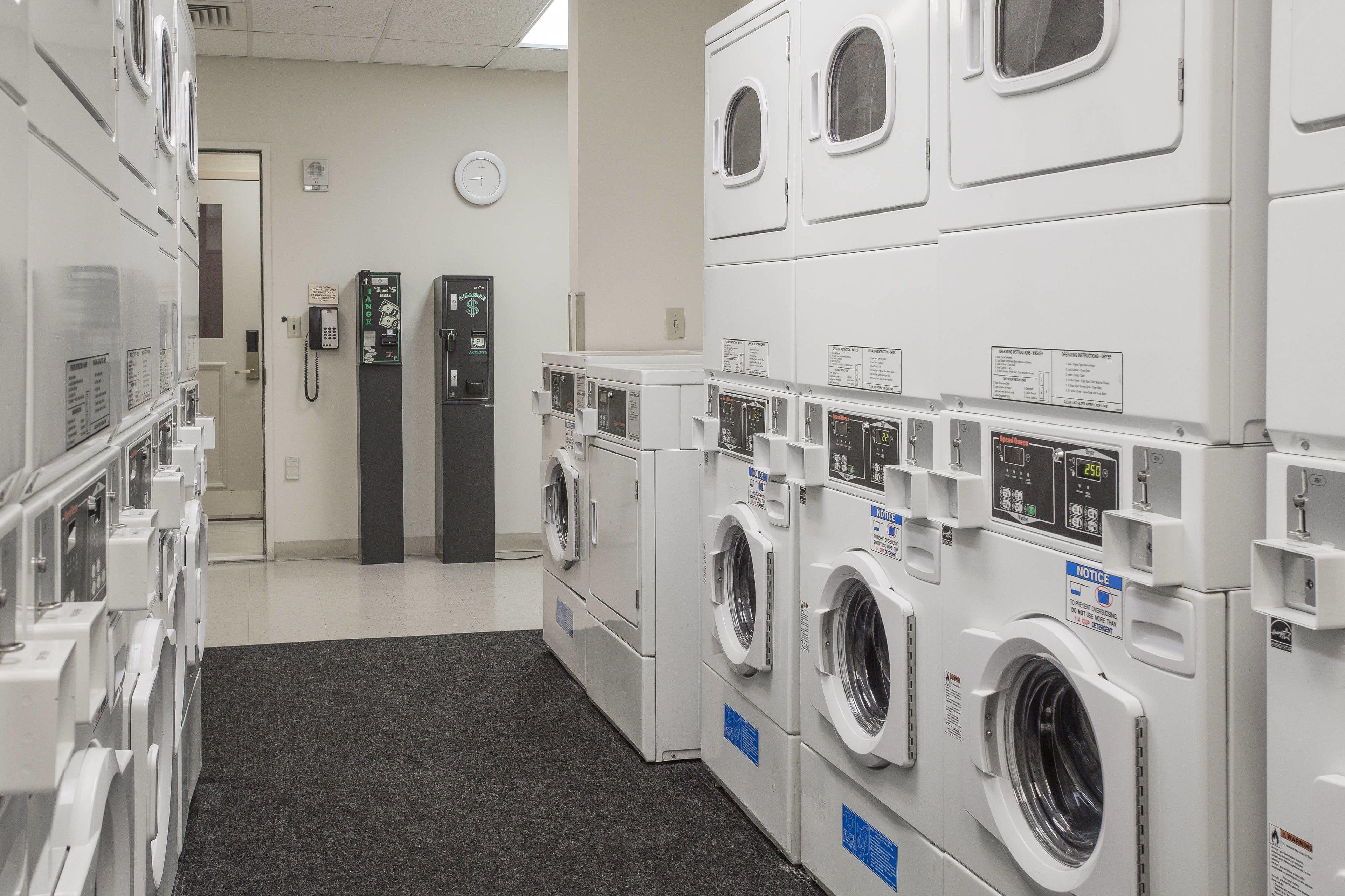 Hotel By Marriott Manhattan/times Square 4*