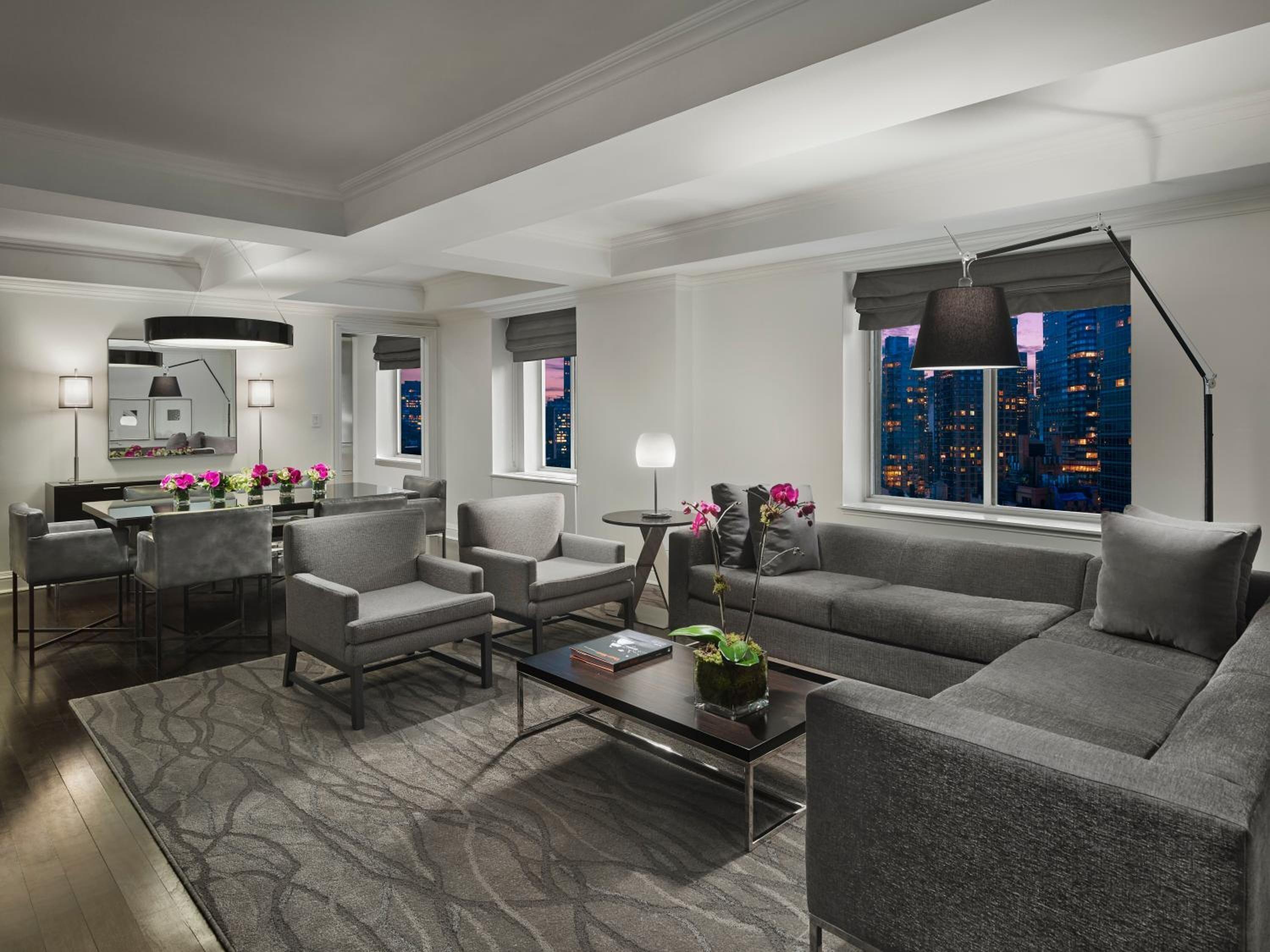 Aparthotel Aka Sutton Place 4*